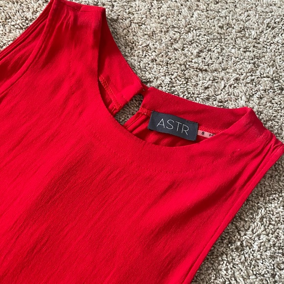 ASTR red top blouse size Small - Picture 3 of 11